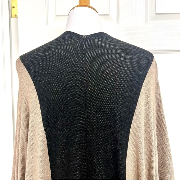 DILLARD’S Wool two tone Women's Shawl Poncho Ruana Cape Sweater Open Front OS - Picture 9 of 11